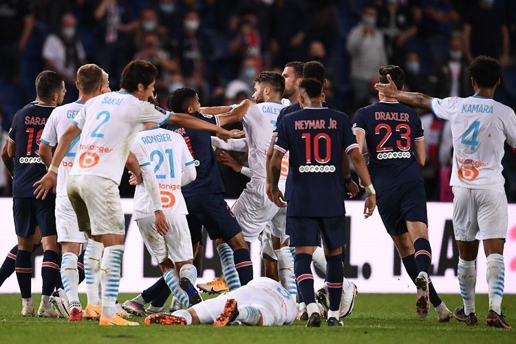 Rusuh PSG vs Marseille Angel Di Maria Ludahi Alvaro Gonzalez